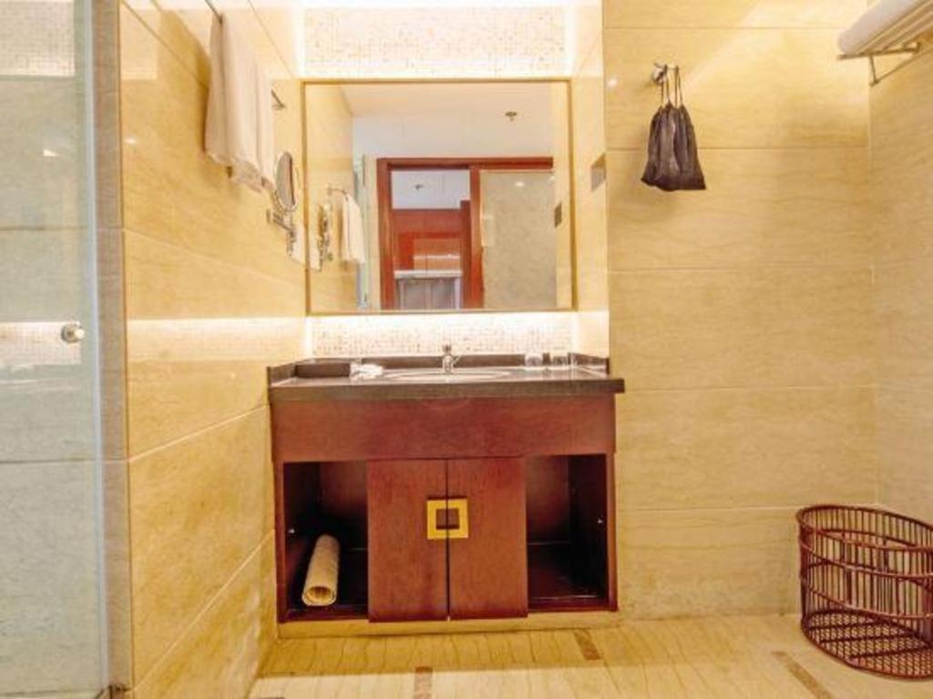 Howard Johnson By Wyndham Sunshine Plaza Ningbo Buitenkant foto
