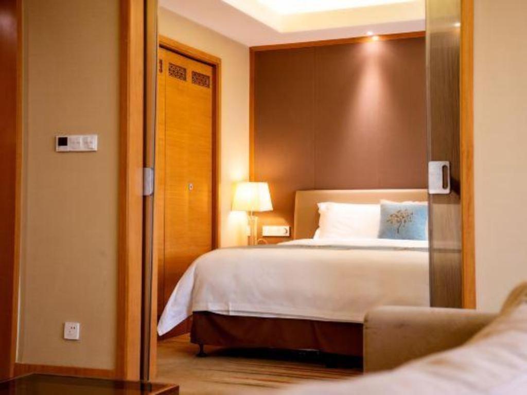 Howard Johnson By Wyndham Sunshine Plaza Ningbo Buitenkant foto