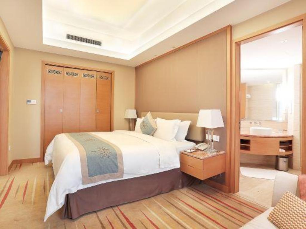 Howard Johnson By Wyndham Sunshine Plaza Ningbo Buitenkant foto