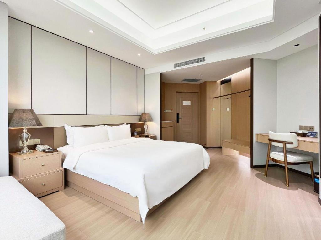 Howard Johnson By Wyndham Sunshine Plaza Ningbo Buitenkant foto